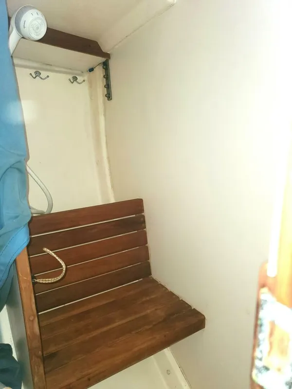 1987 Cape Dory 330