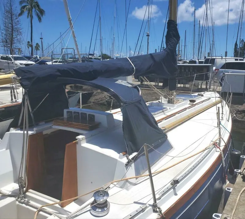 1973 Dufour 35