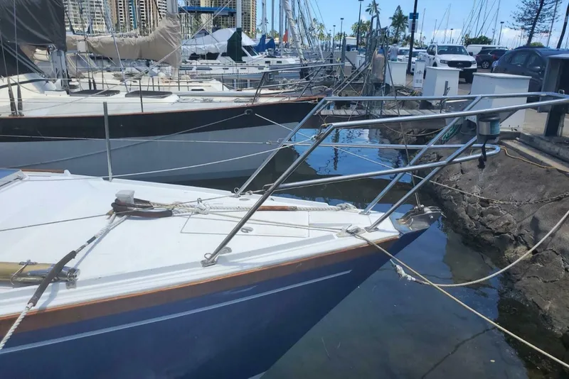 1973 Dufour 35