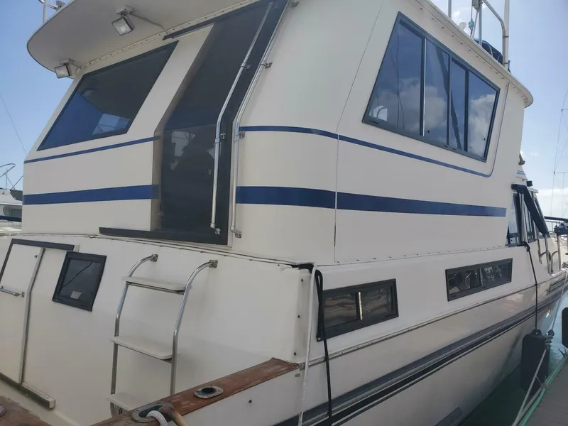 1985 Californian 5239 Cockpit Motor Yacht