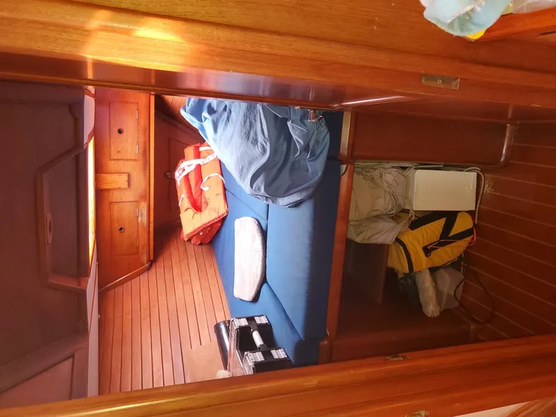 1987 Celestial Center Cockpit