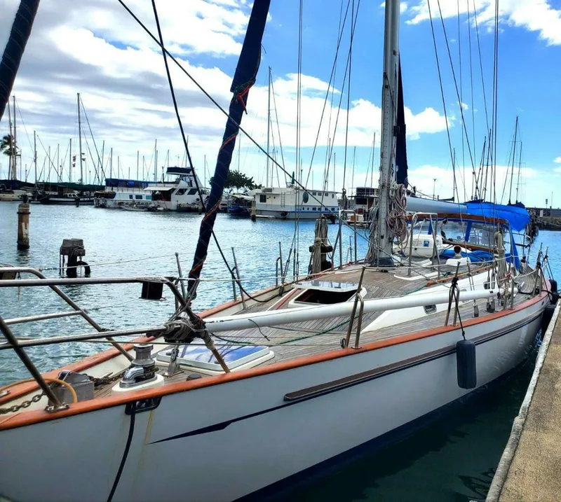 1997 Tayana 52