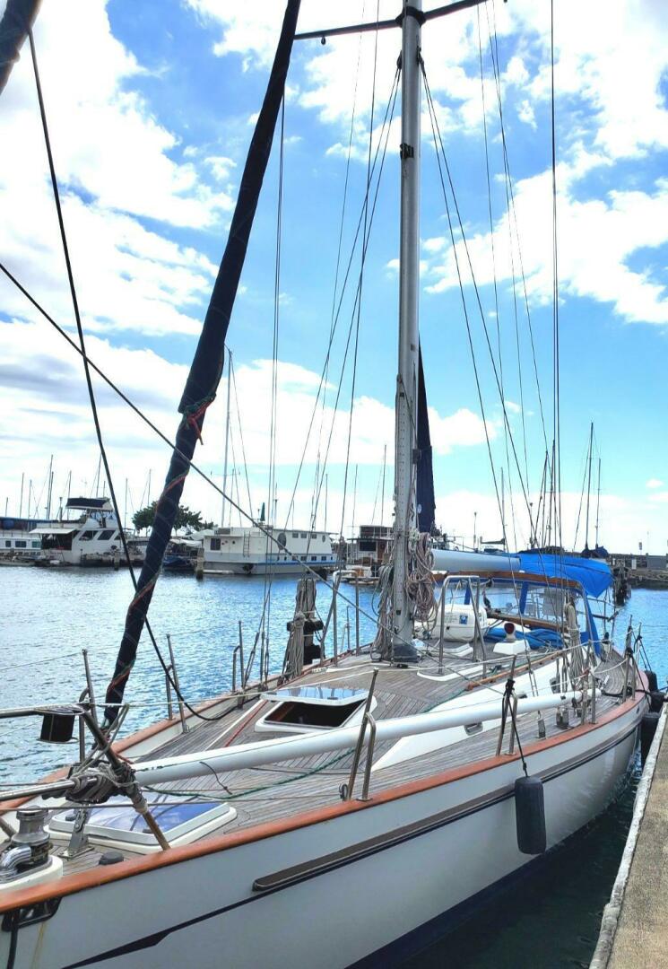 1997 Tayana 52