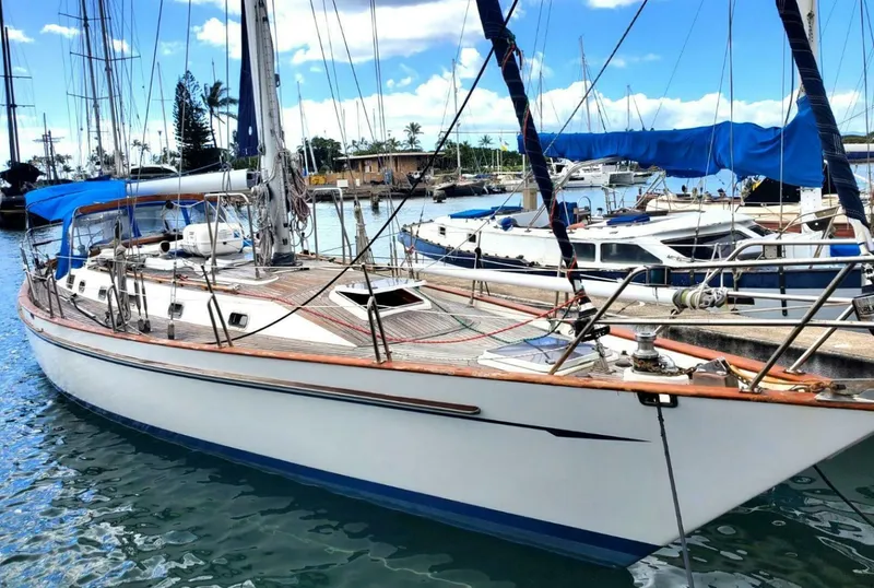1997 Tayana 52