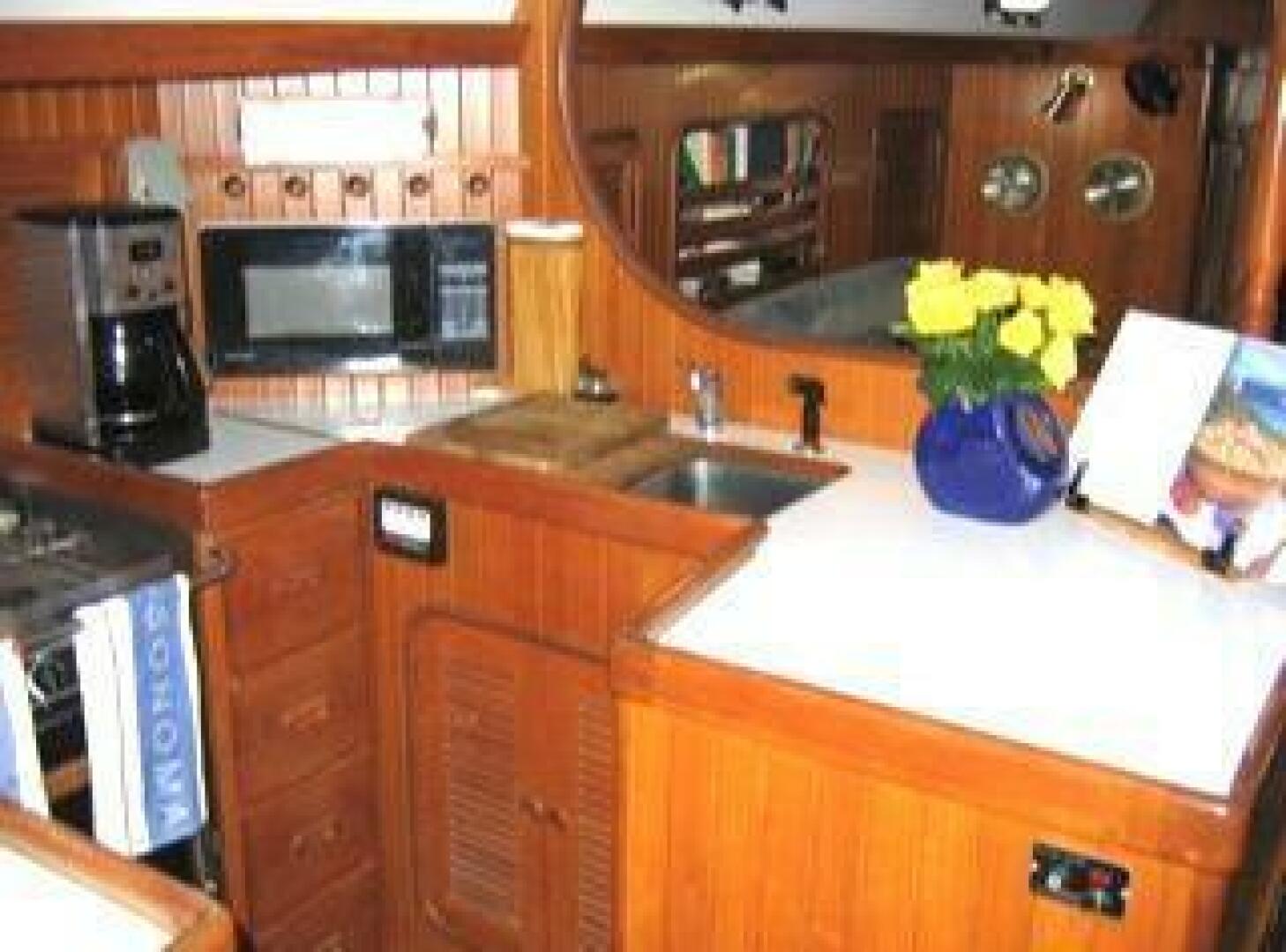 1997 Tayana 52