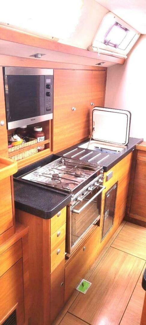 2009 Hanse 630e