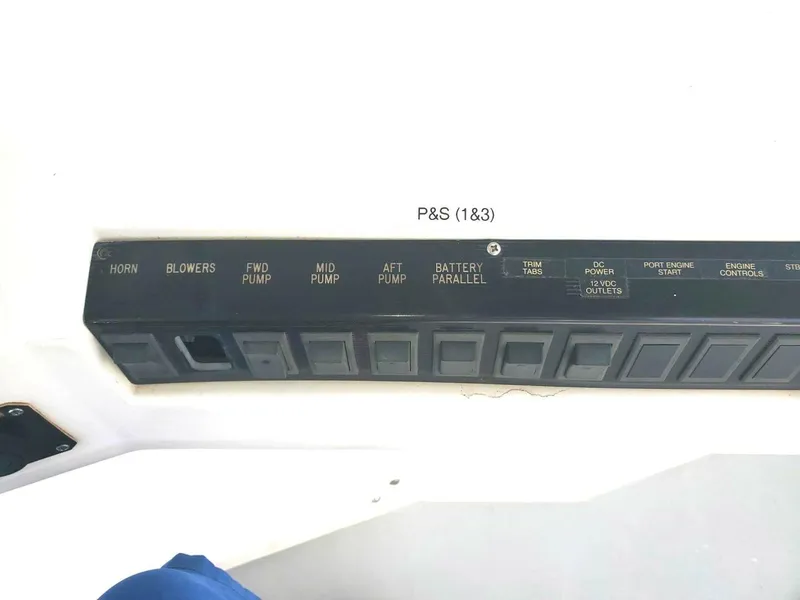1989 Rampage R 401 SF SPORTFISHER
