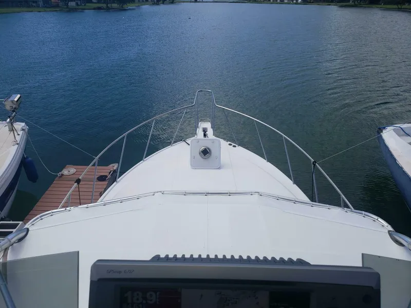 1999 Cabo Express Cruiser
