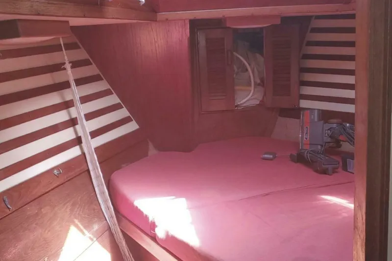 1982 Endeavour 43 CC