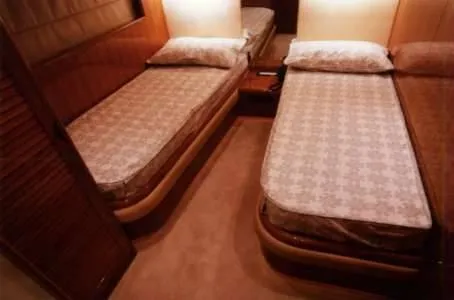 2002 Uniesse / Global Yachts Global Yachts MY70