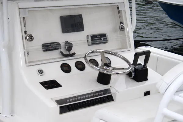 2002 SeaVee 340B Open