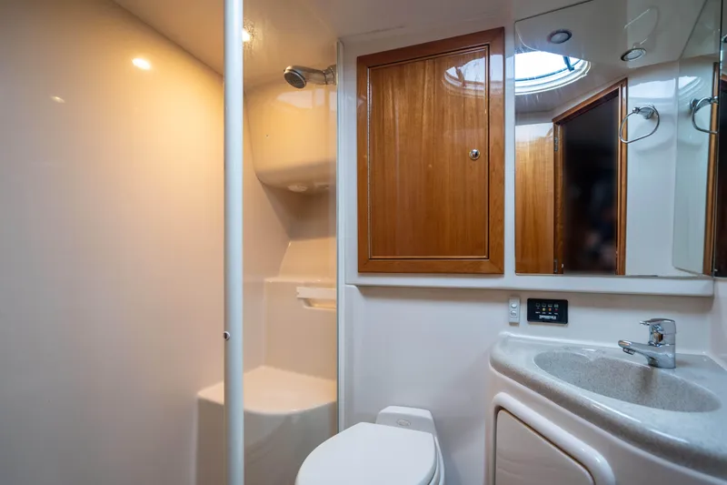 2007 Riviera 42' Flybridge Motoryacht