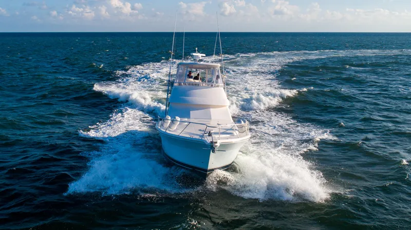 2007 Riviera 42' Flybridge Motoryacht
