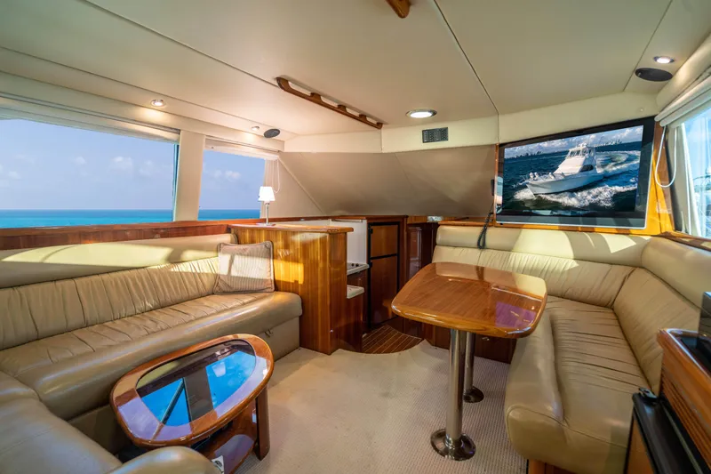 2007 Riviera 42' Flybridge Motoryacht