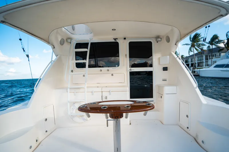 2007 Riviera 42' Flybridge Motoryacht