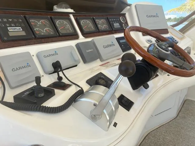 2001 Sea Ray 480 Sedan Bridge