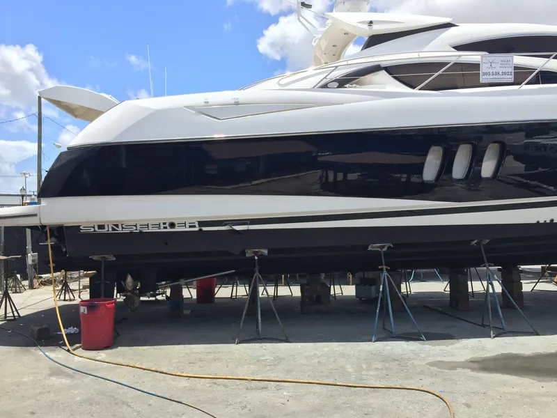 2006 Sunseeker Predator 4-room CATs