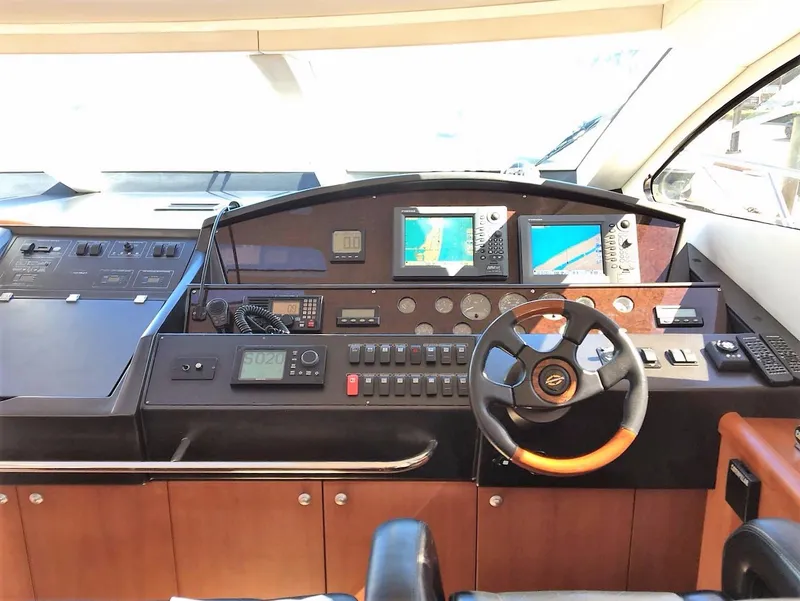 2006 Sunseeker Predator 4-room CATs