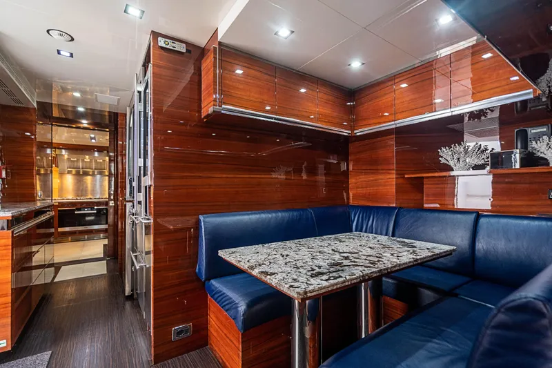 2011 Benetti 121