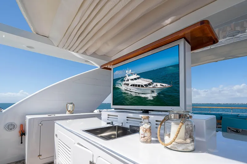 2011 Benetti 121