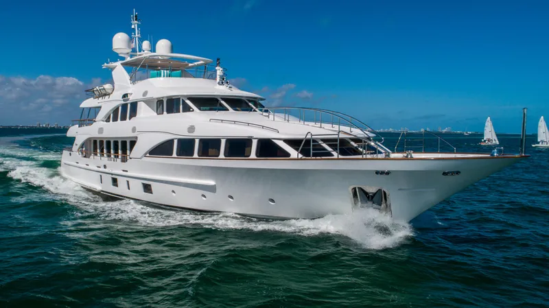 2011 Benetti 121