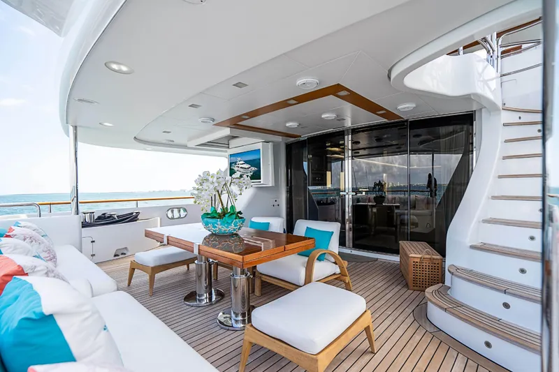2011 Benetti 121