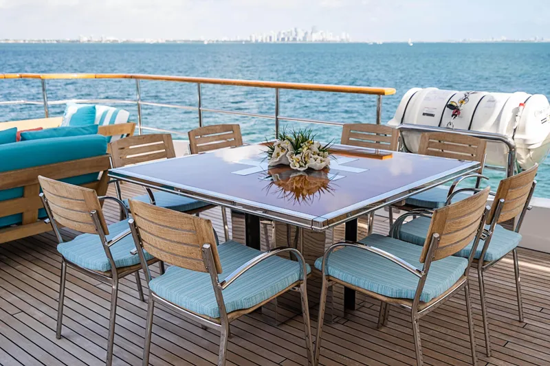 2011 Benetti 121