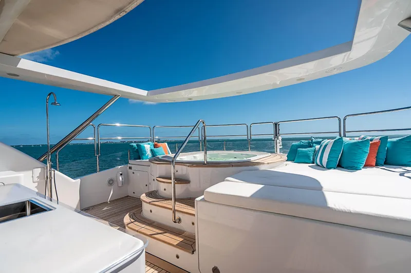 2011 Benetti 121