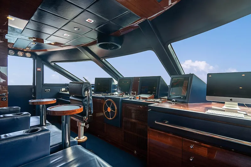 2011 Benetti 121