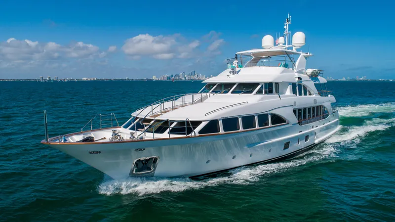 2011 Benetti 121