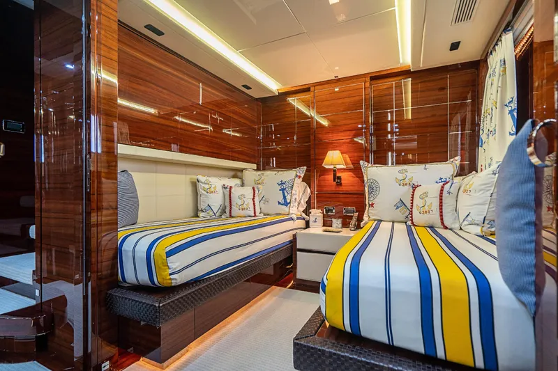 2011 Benetti 121