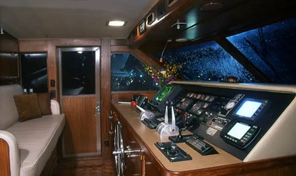 1989 Hatteras Motoryacht