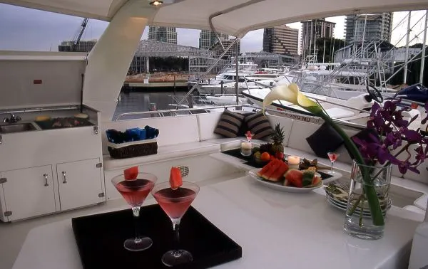 1989 Hatteras Motoryacht