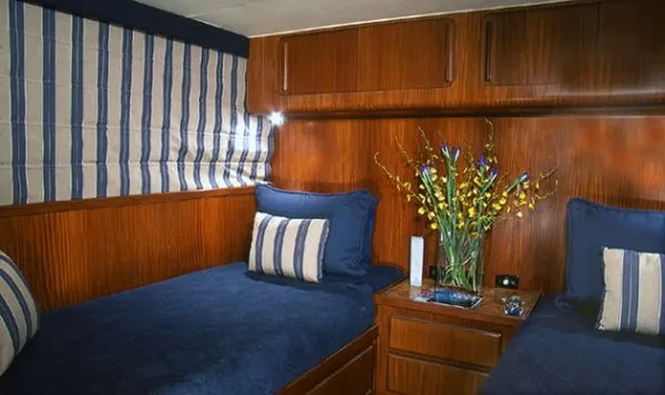 1989 Hatteras Motoryacht
