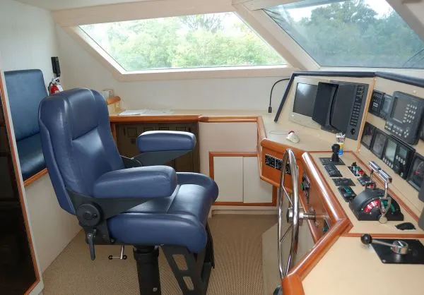 1984 Poole Motor Yacht