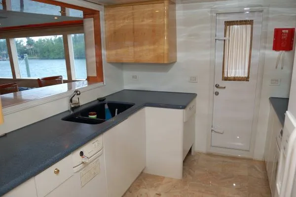 1984 Poole Motor Yacht