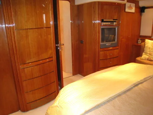 2003 Azimut 80 Carat