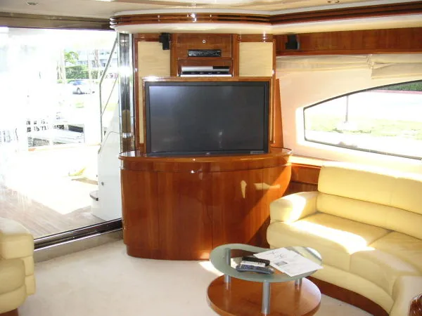 2003 Azimut 80 Carat