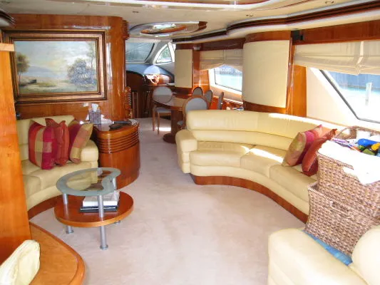 2003 Azimut 80 Carat