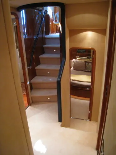 2003 Azimut 80 Carat