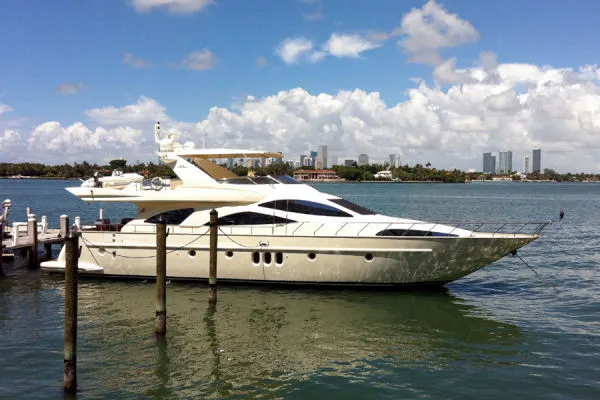 2003 Azimut 80 Carat