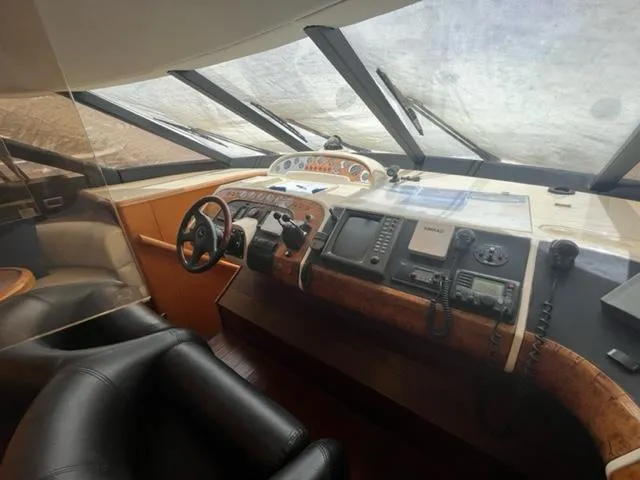 1997 Fairline Squadron 65