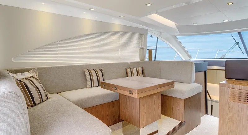 2017 Beneteau Gran Turismo 49