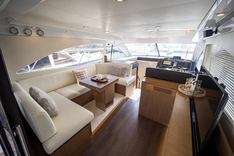 2017 Beneteau Gran Turismo 49
