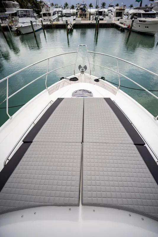 2017 Beneteau Gran Turismo 49