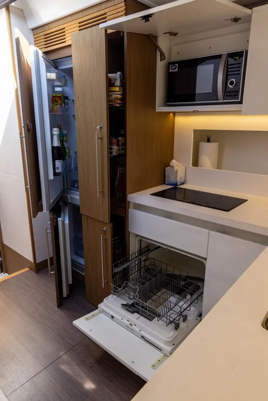 2017 Beneteau Gran Turismo 49