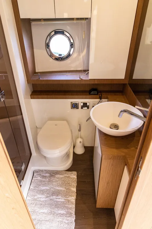 2017 Beneteau Gran Turismo 49