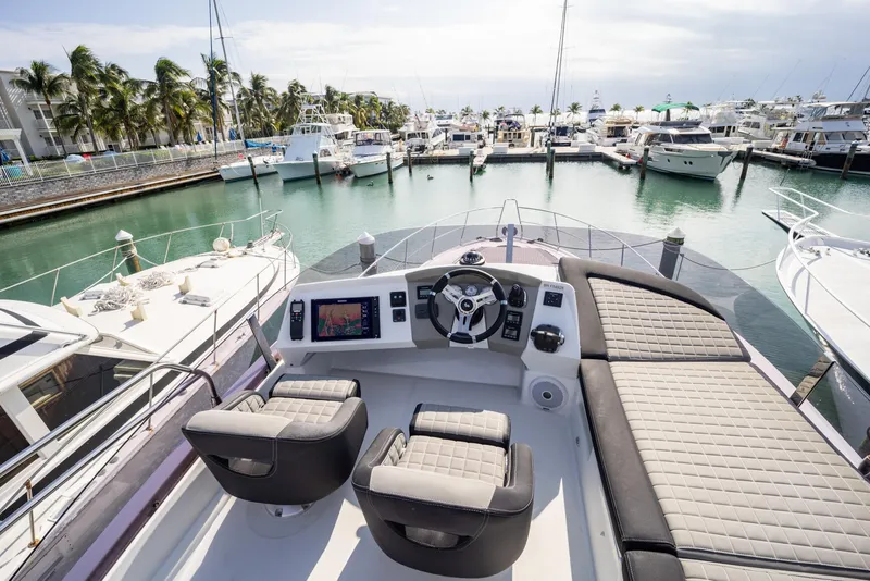2017 Beneteau Gran Turismo 49