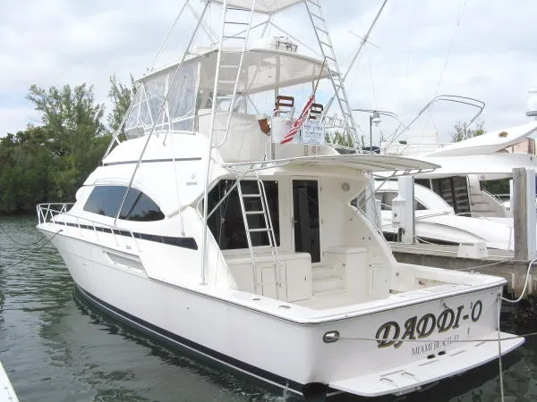 2002 Bertram FULL TOWER