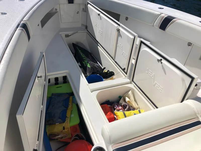 2009 SeaVee 390i IPS